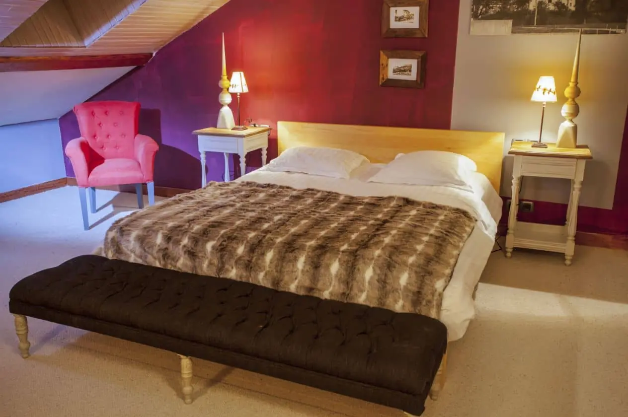 Chambre La Mansardée de l'appart du Château des Girards