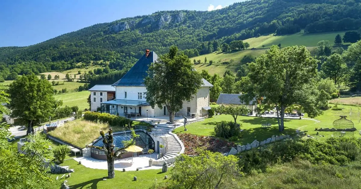 Le Château des Girards